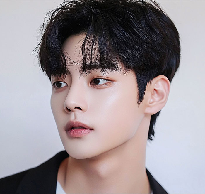 male slide 02 yun mo